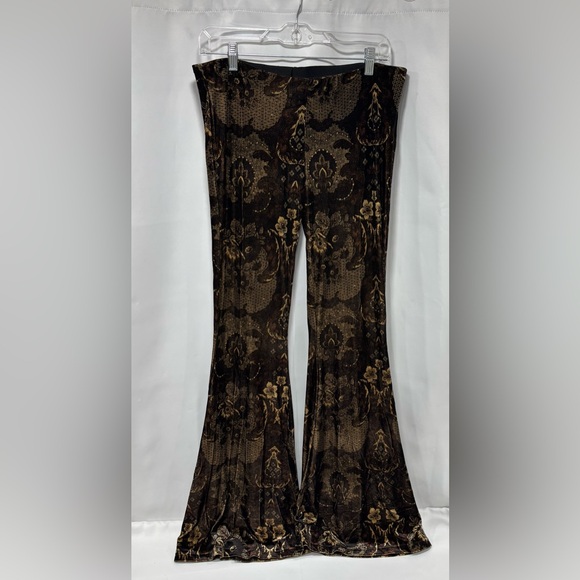FREE PEOPLE Maura Velvet Paisley Printed Flare Leg Pull On Pants - Picture 2 of 7